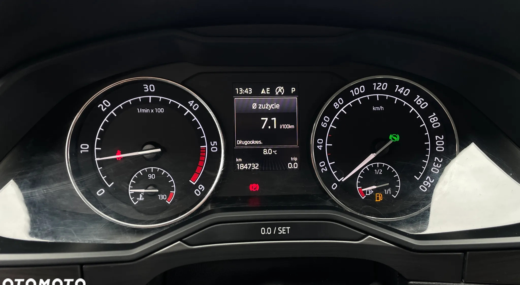 Skoda Superb cena 75900 przebieg: 185000, rok produkcji 2017 z Bydgoszcz małe 667